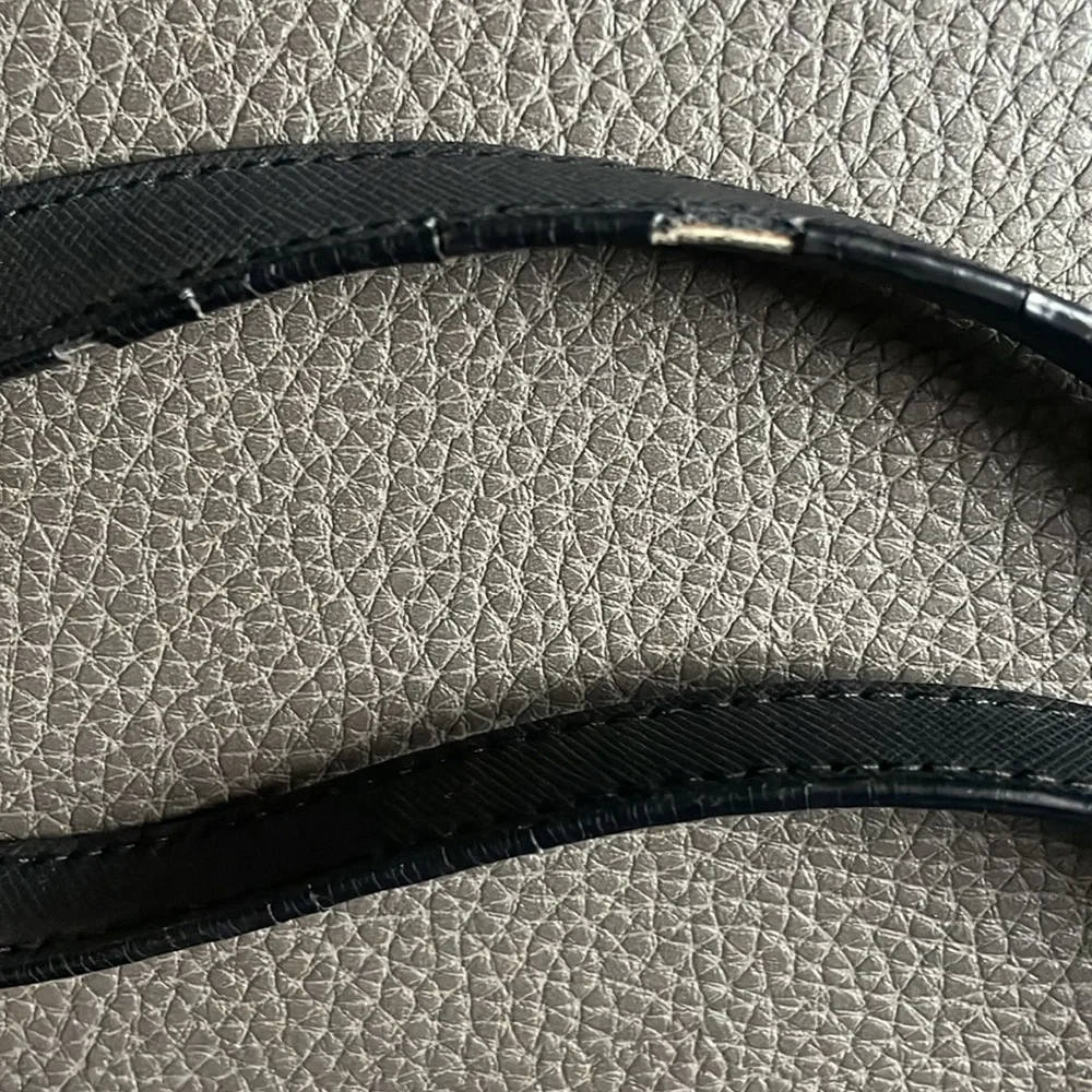 Coach shoulder bag preowned handles are cracking just at the shoulder area